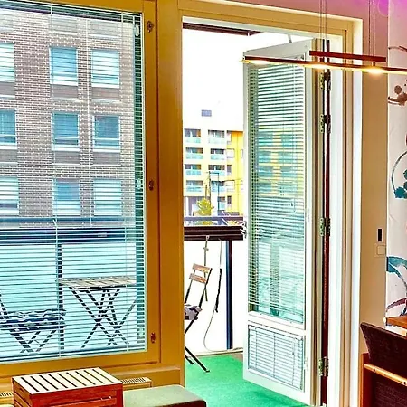 To Luxstudio Karneoli From Helsinki Airport 6 Min, To 27min, Free Parking In Kivistoe Appartamento