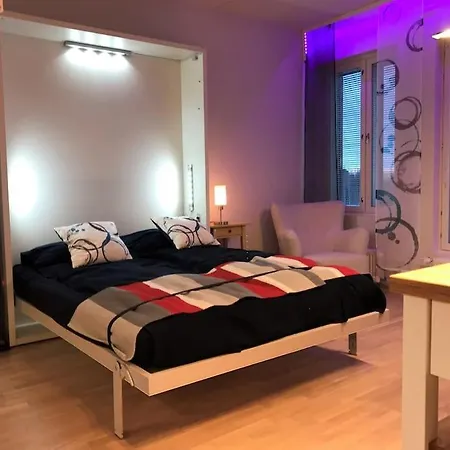 Apartman To Luxstudio Karneoli From Helsinki Airport 6 Min, To 27min, Free Parking In Kivistoe