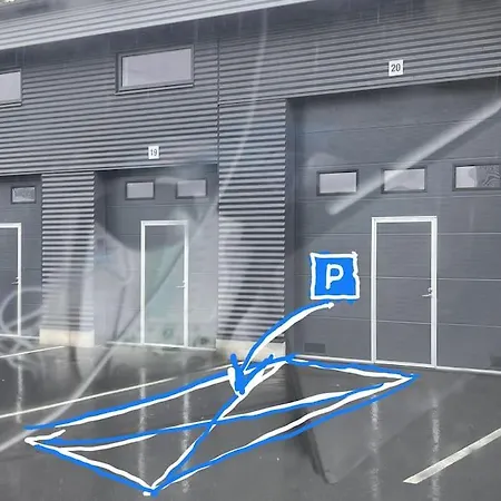 To Luxstudio Karneoli From Helsinki Airport 6 Min, To 27min, Free Parking In Kivistoe *