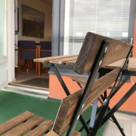 To Luxstudio Karneoli From Helsinki Airport 6 Min, To 27min, Free Parking In Kivistoe