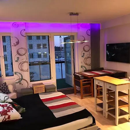 To Luxstudio Karneoli From Helsinki Airport 6 Min, To 27min, Free Parking In Kivistoe Appartamento