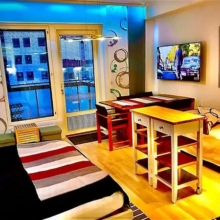 アパート To Luxstudio Karneoli From Helsinki Airport 6 Min, To 27min, Free Parking In Kivistoe ヴァンター