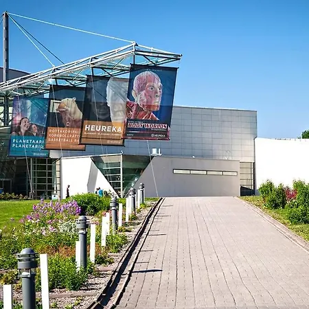 To Luxstudio Karneoli From Helsinki Airport 6 Min, To 27min, Free Parking In Kivistoe * ヴァンター