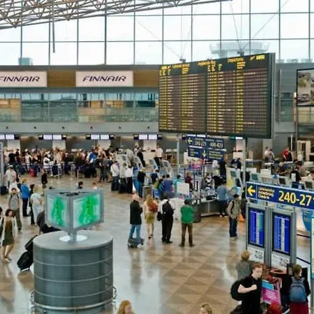 To Luxstudio Karneoli From Helsinki Airport 6 Min, To 27min, Free Parking In Kivistoe Apartman Vantaa