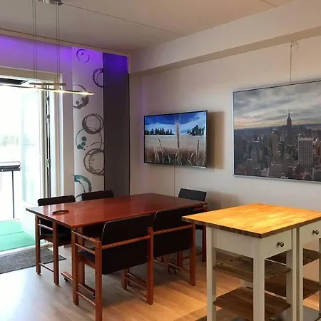 アパート To Luxstudio Karneoli From Helsinki Airport 6 Min, To 27min, Free Parking In Kivistoe