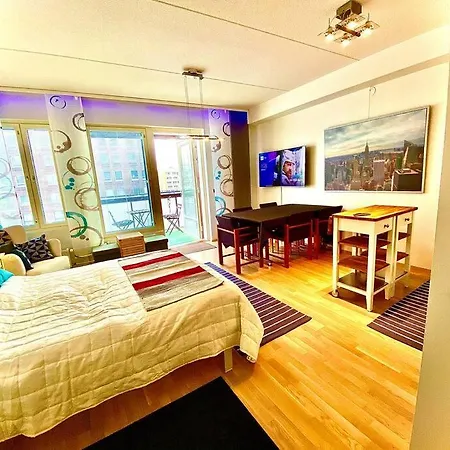 Apartman To Luxstudio Karneoli From Helsinki Airport 6 Min, To 27min, Free Parking In Kivistoe Vantaa